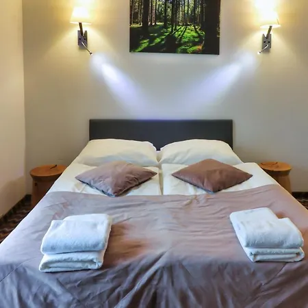 호텔 Boutique Eco Sasanka 3*
