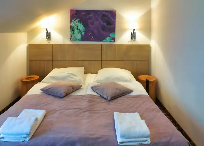 Boutique Eco Sasanka Hotel 3*